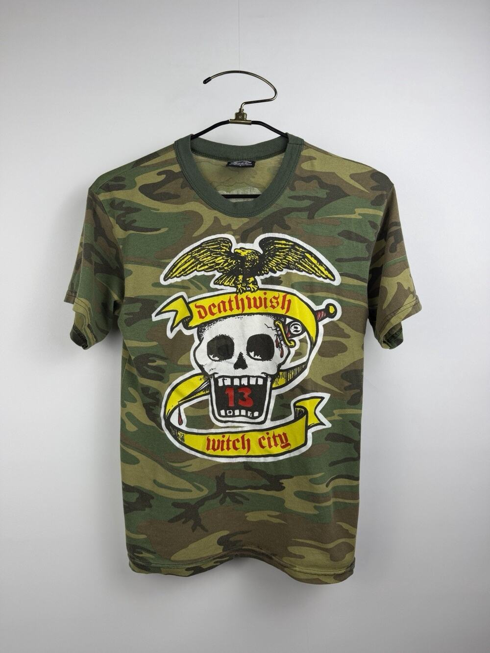 Vintage 2004 Deathwish Inc. Records Deathwish Witch City Camo Shirt Small 19x25